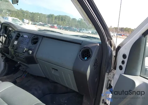 2011 Ford F-250 Xl из США, поврежденный, VIN 1FDBF2B67BEC02811